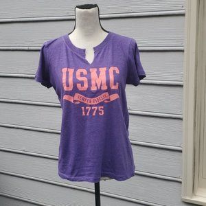 USMC Cut V-Neck Short Sleeve Size Large Graphic Tee | USMC Short Sleeve T-Shirt